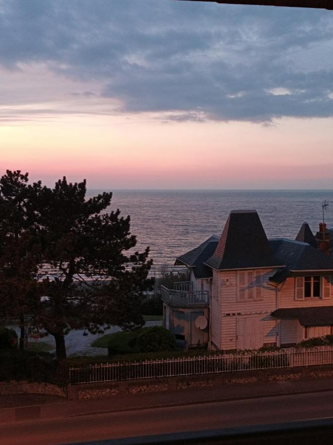 Le Cottage Vue Mer Bénerville-sur-Mer Екстериор снимка